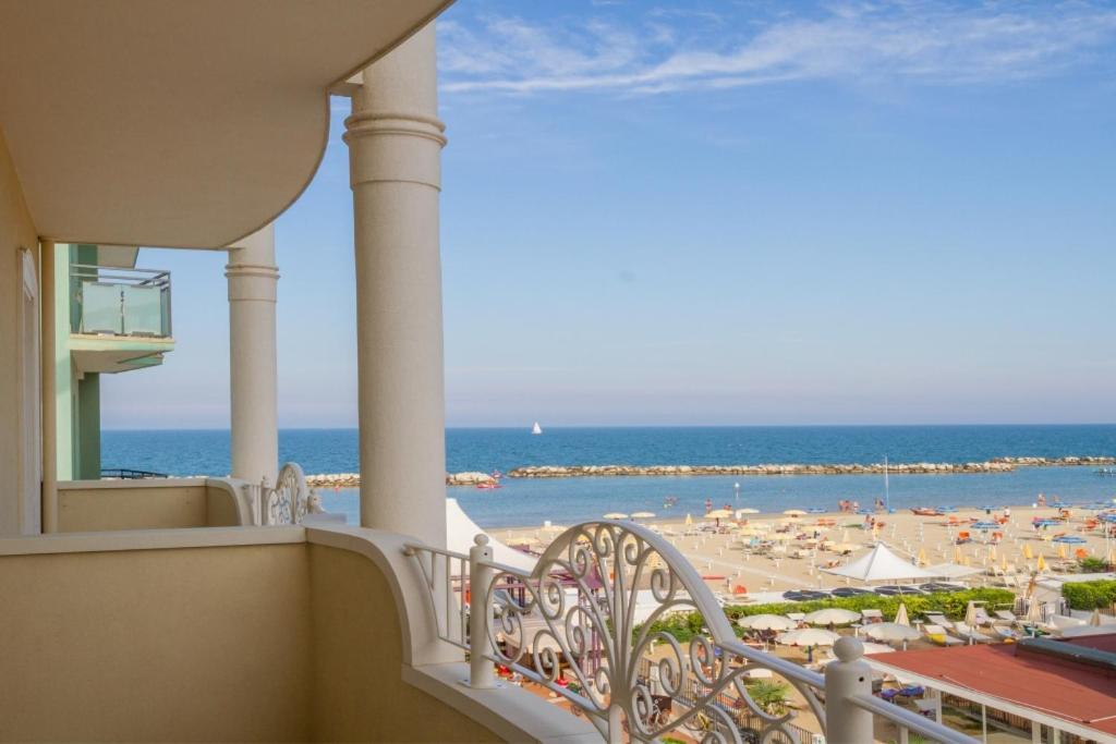 Hotel Rosa Maria Elite بيلاريا-إيجيا مارينا المظهر الخارجي الصورة