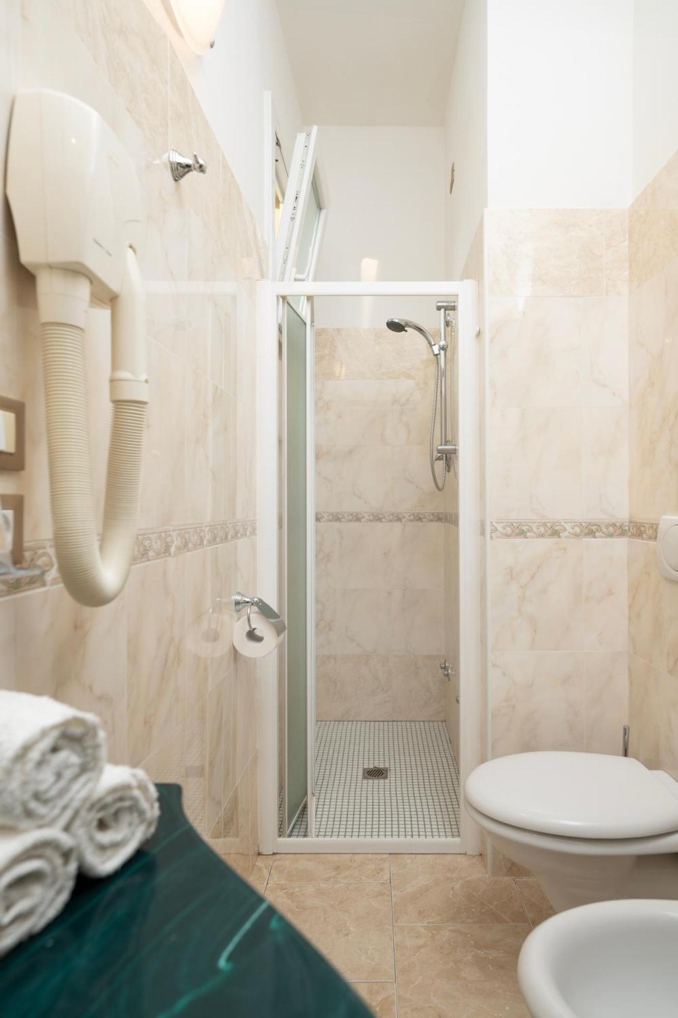 Hotel Rosa Maria Elite بيلاريا-إيجيا مارينا المظهر الخارجي الصورة
