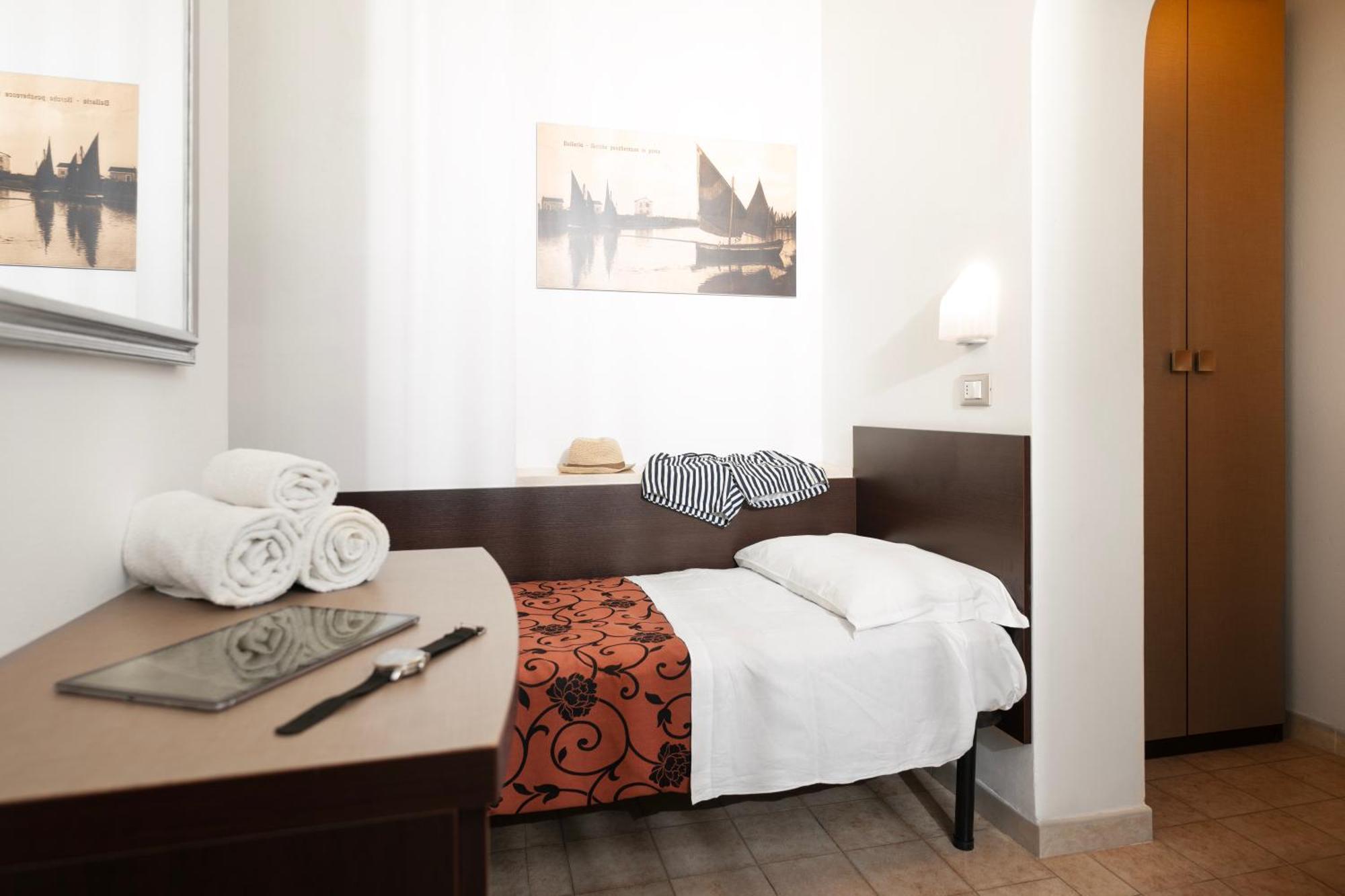 Hotel Rosa Maria Elite بيلاريا-إيجيا مارينا الغرفة الصورة