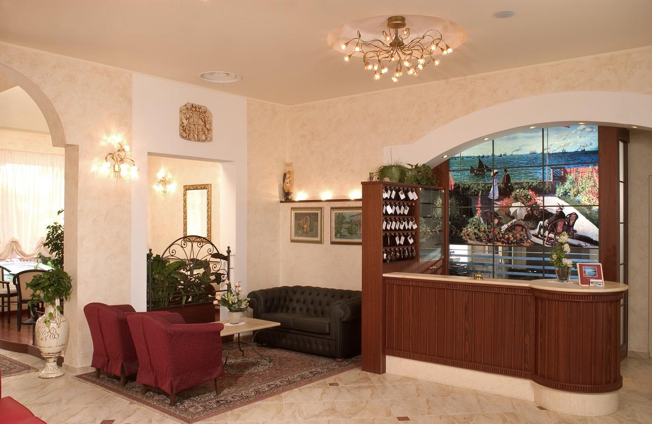 Hotel Rosa Maria Elite بيلاريا-إيجيا مارينا المظهر الخارجي الصورة