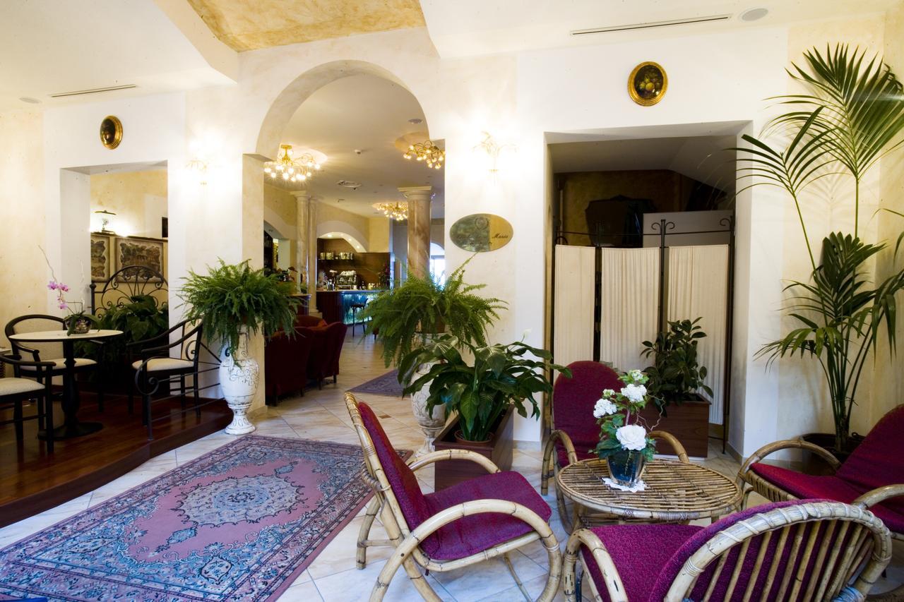 Hotel Rosa Maria Elite بيلاريا-إيجيا مارينا المظهر الخارجي الصورة